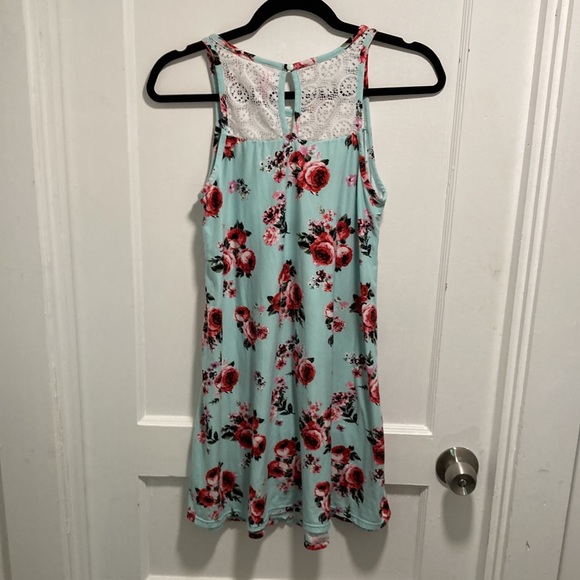 No Boundaries Dress - Picture 3 of 11